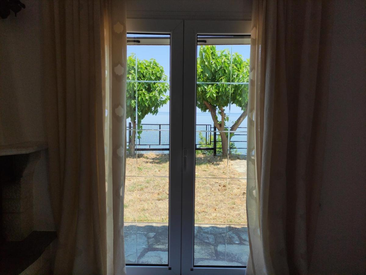 White Clam Vintage House With Sea View & Garden Villa Makrygialos Exterior photo